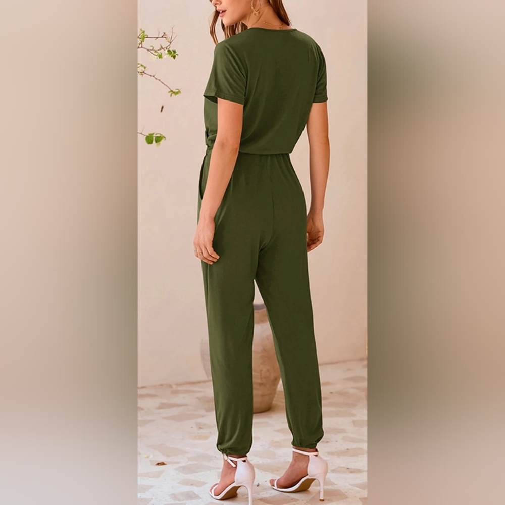 Pretty Garden Jumpsuit - Picture 2 of 11
